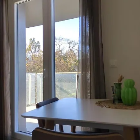 Aparthotel Zenao Begles